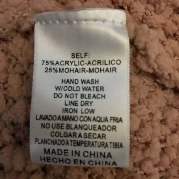 Chunky Knit Open Cardigan in Blush - Picture 6 of 6